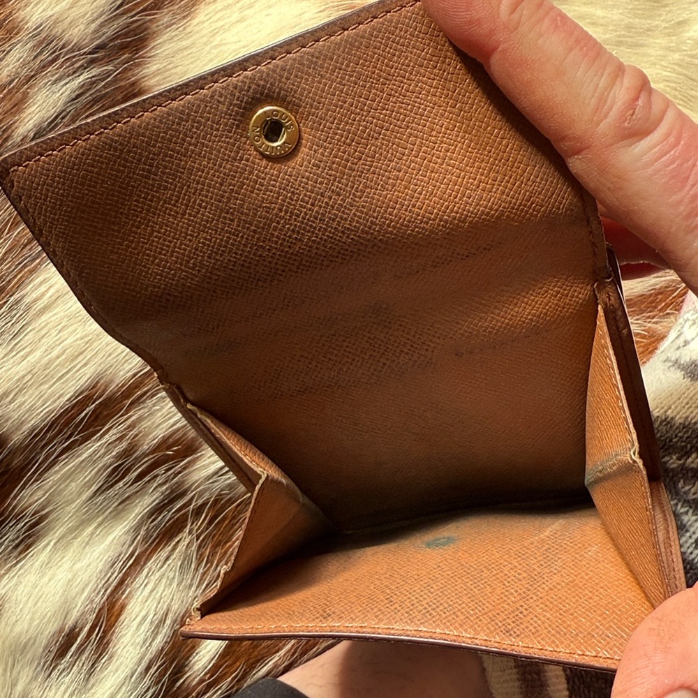 Louis Vuitton small Wallet - Picture 7 of 13